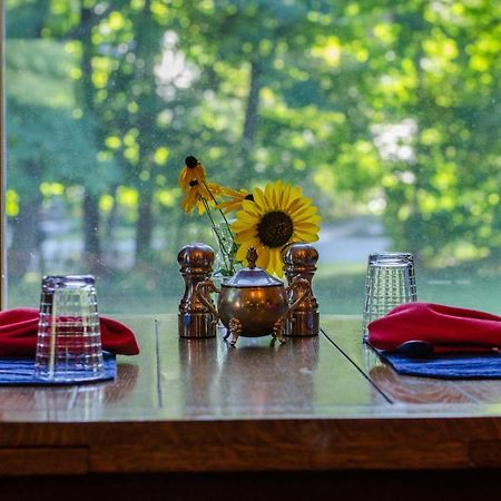 Heart Of The Village Bed & Breakfast In Shelburne Vt Eksteriør bilde