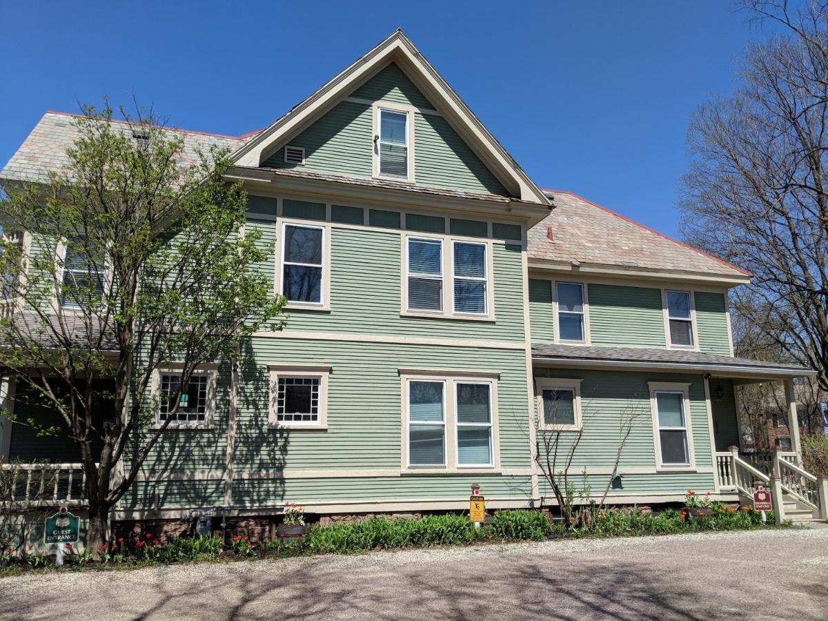 Heart Of The Village Bed & Breakfast In Shelburne Vt Eksteriør bilde