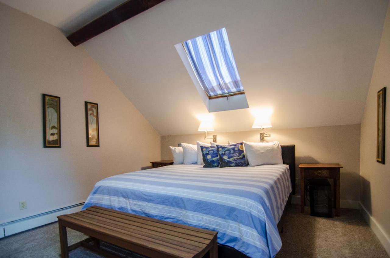 Heart Of The Village Bed & Breakfast In Shelburne Vt Rom bilde
