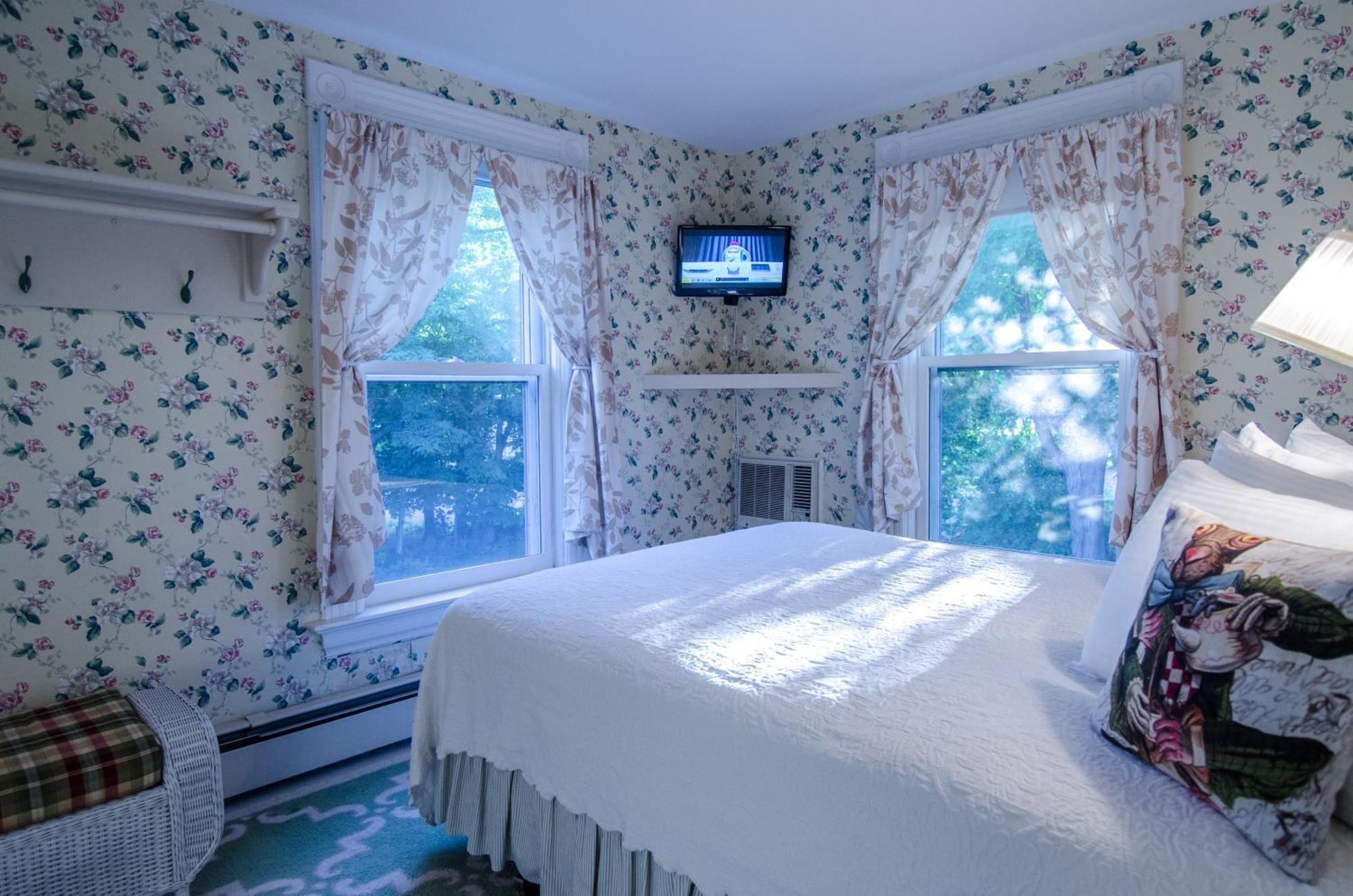 Heart Of The Village Bed & Breakfast In Shelburne Vt Eksteriør bilde