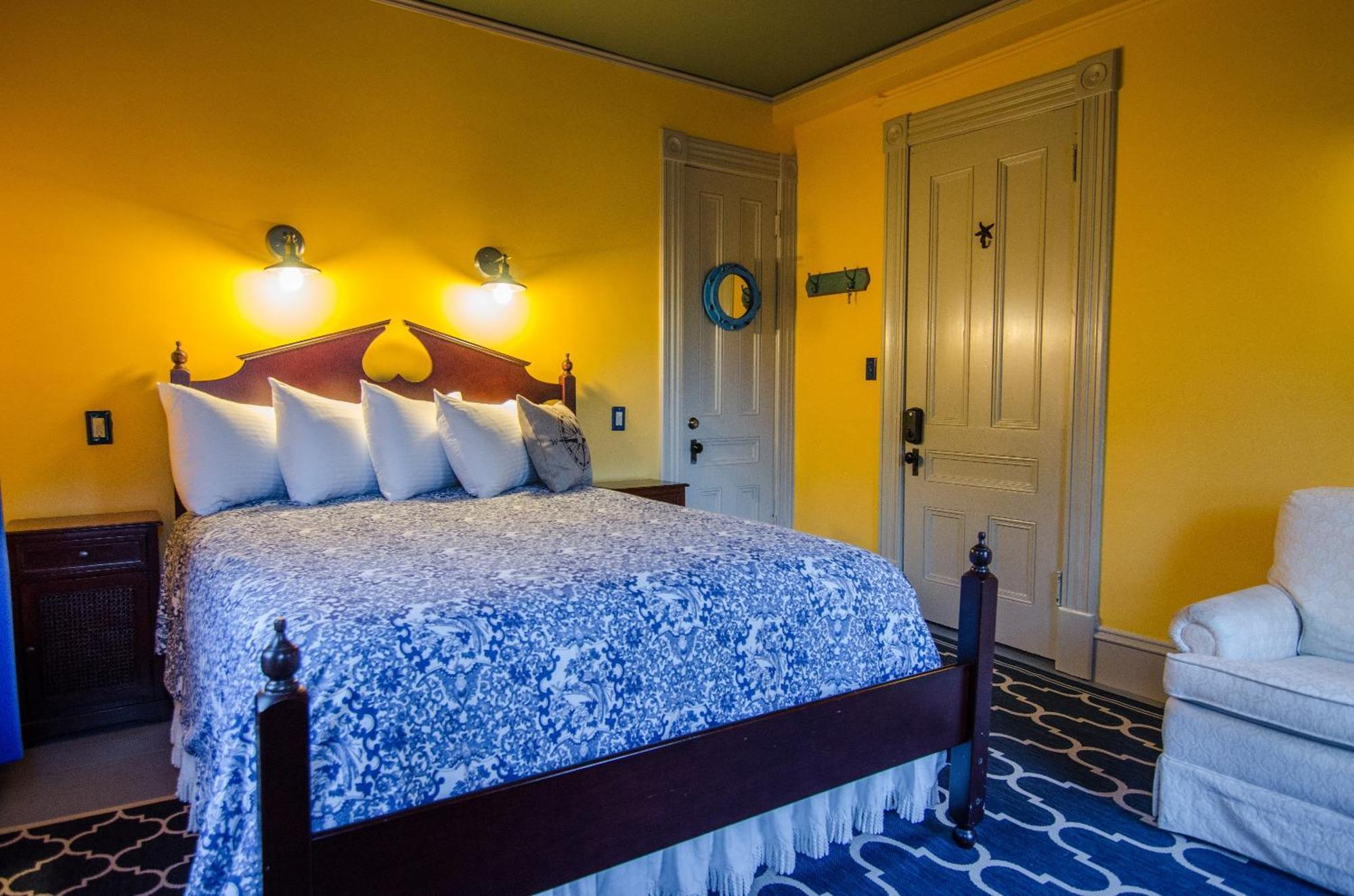 Heart Of The Village Bed & Breakfast In Shelburne Vt Rom bilde