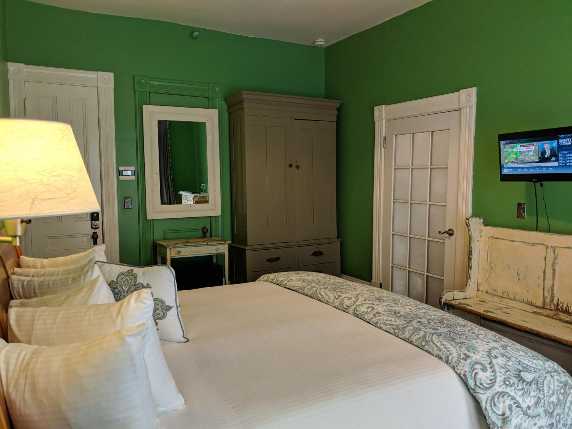 Heart Of The Village Bed & Breakfast In Shelburne Vt Rom bilde