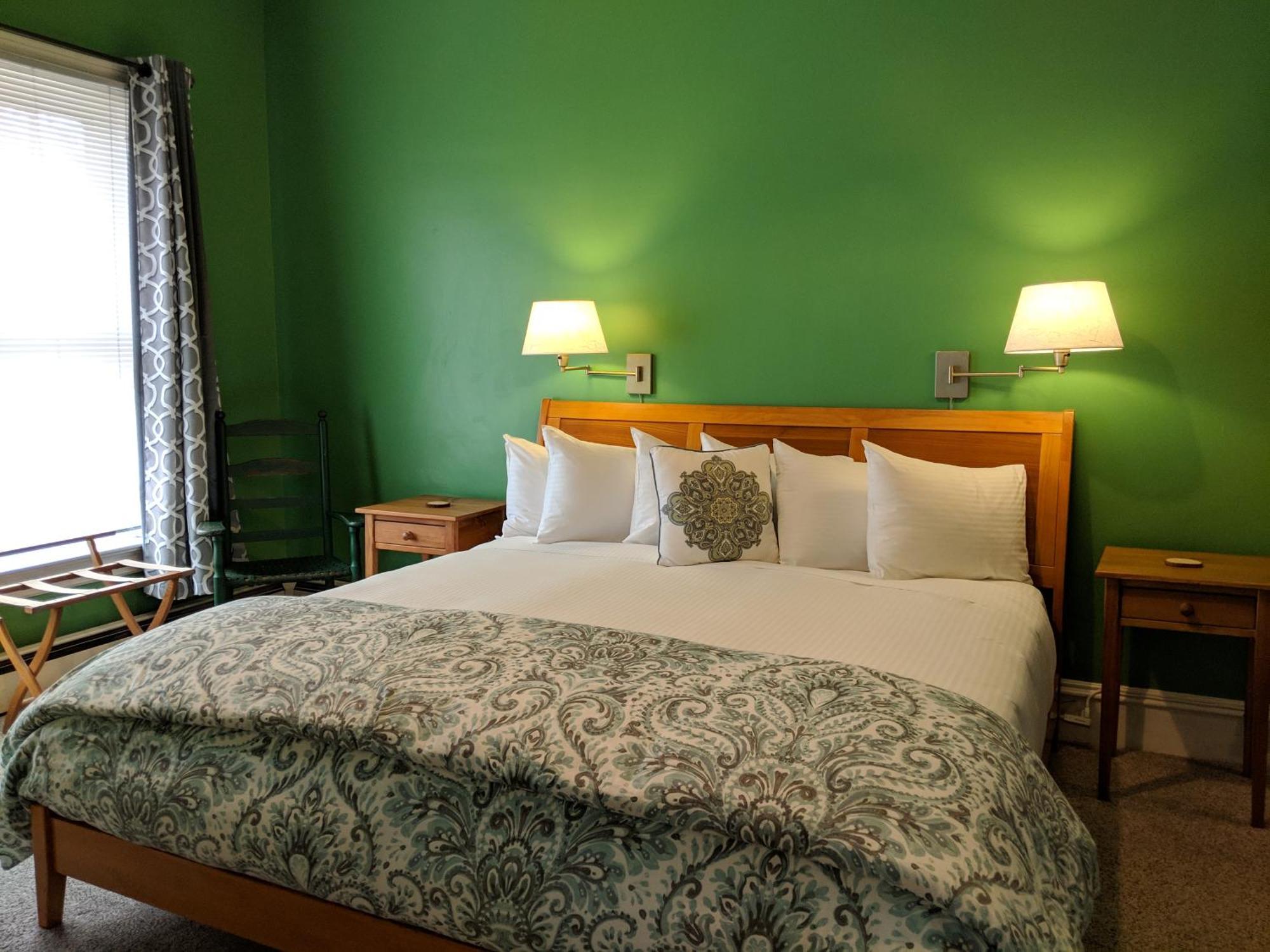 Heart Of The Village Bed & Breakfast In Shelburne Vt Rom bilde